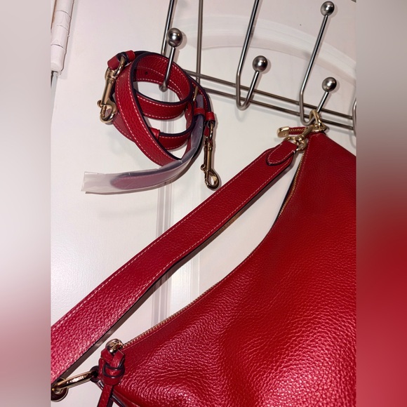 🍒 COACH Pennie Shoulder Bag - Crossbody in Red Pebble Leather - C6152 - Picture 9 of 16
